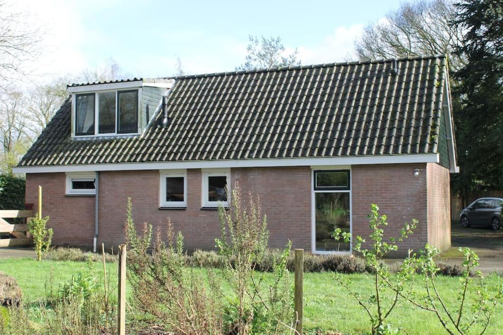 Ruim Huisje Op Een Prachtige Plek Hemrik Exterior foto